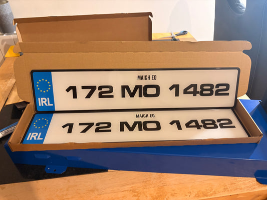 2D Reg Plate Metro Font - Number Plates (x2)
